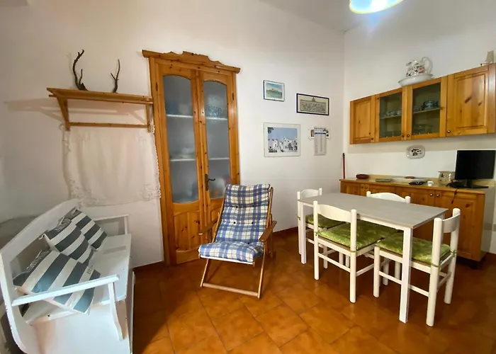 Gh Al Fortino Bilocale Con Giardino