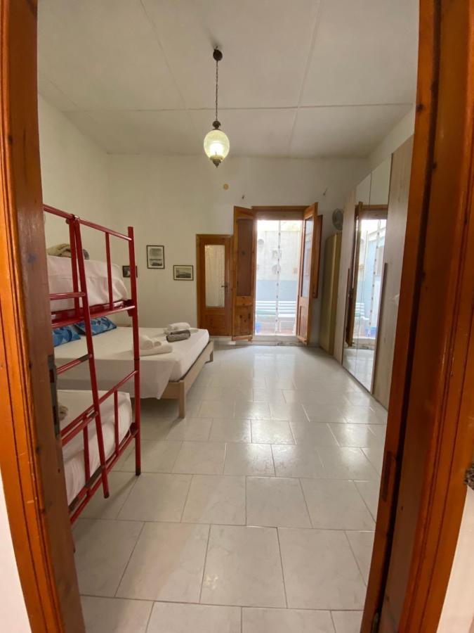 Gh Al Fortino Bilocale Con Giardino Carloforte (Isola di San Pietro)
